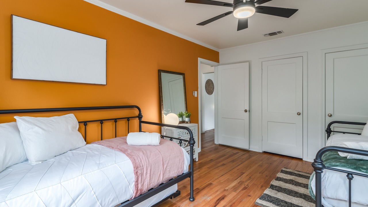 Photo of Bedroom in Allandale