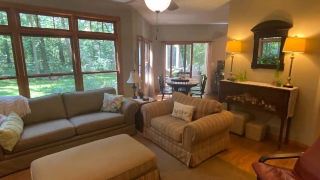 Photo of Livingroom in Niles