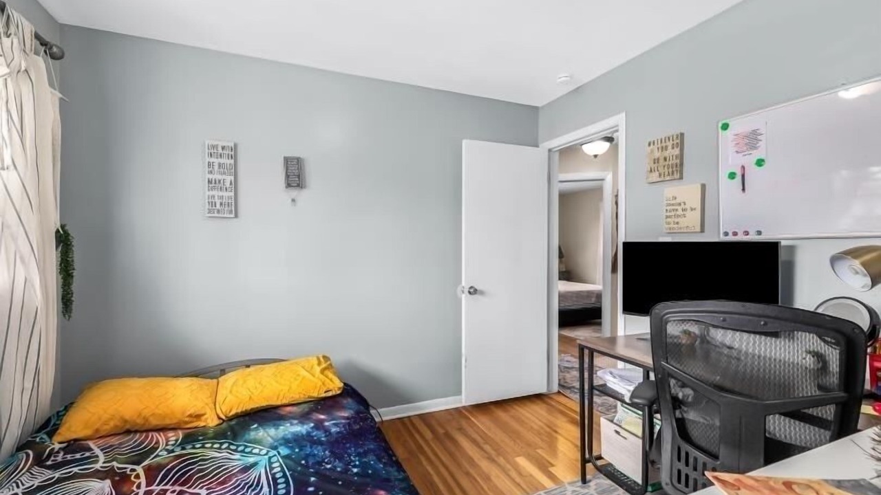 Photo of Bedroom in Livonia