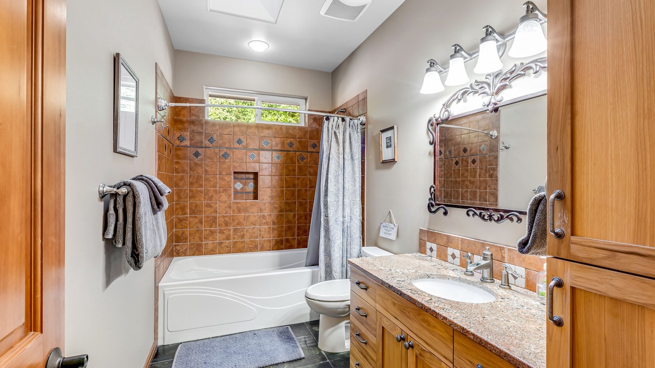 Photo of Bathroom in Sedro-Woolley