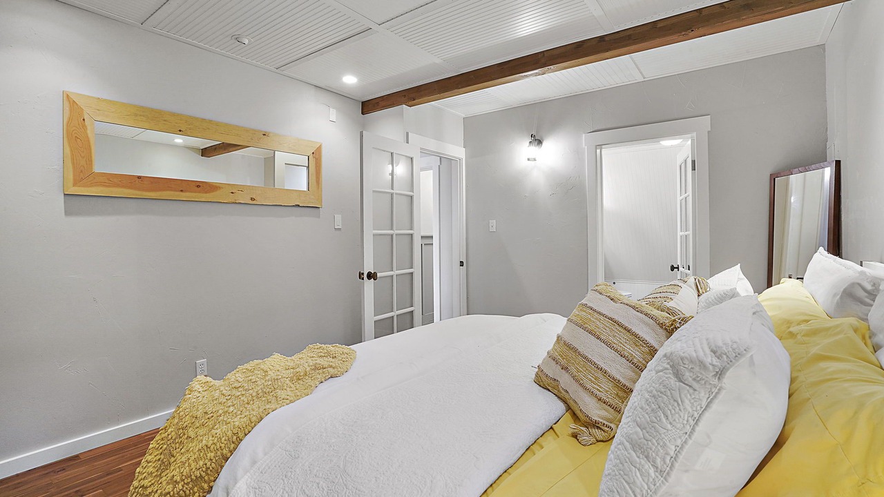 Photo of Bedroom in Clarksville