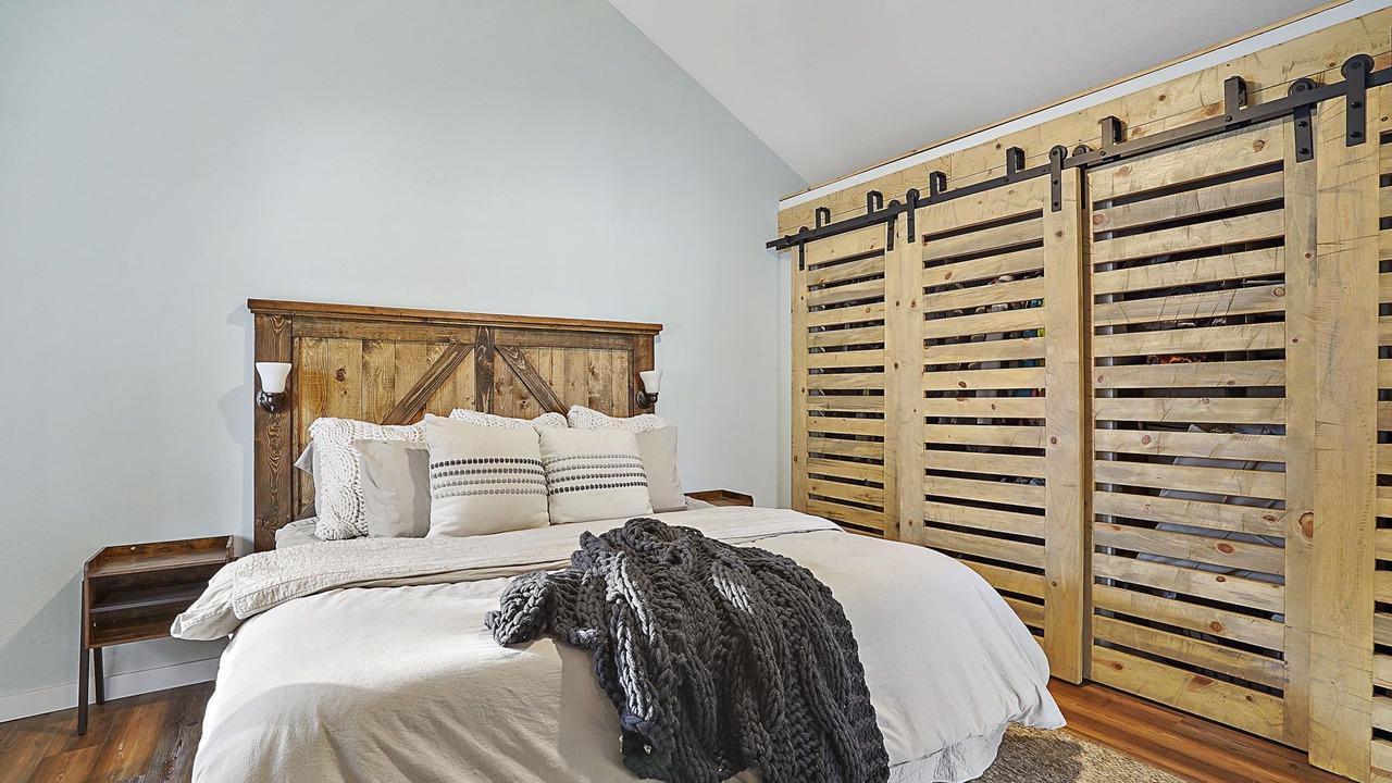 Photo of Bedroom in Clarksville