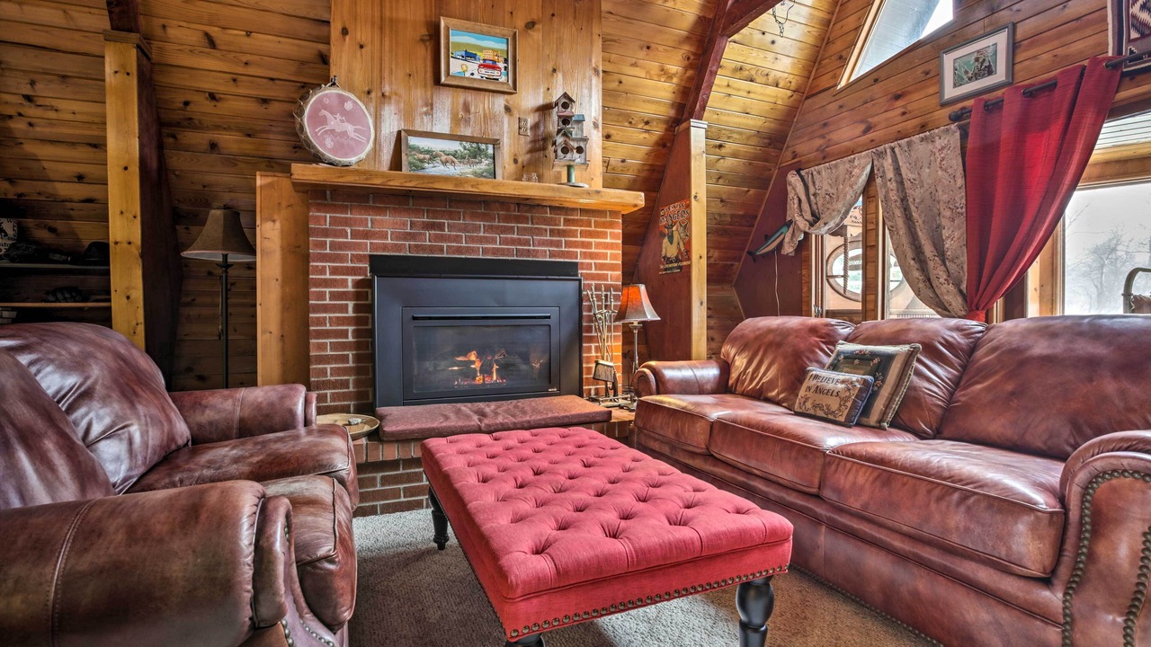 Photo of Livingroom in Sheridan
