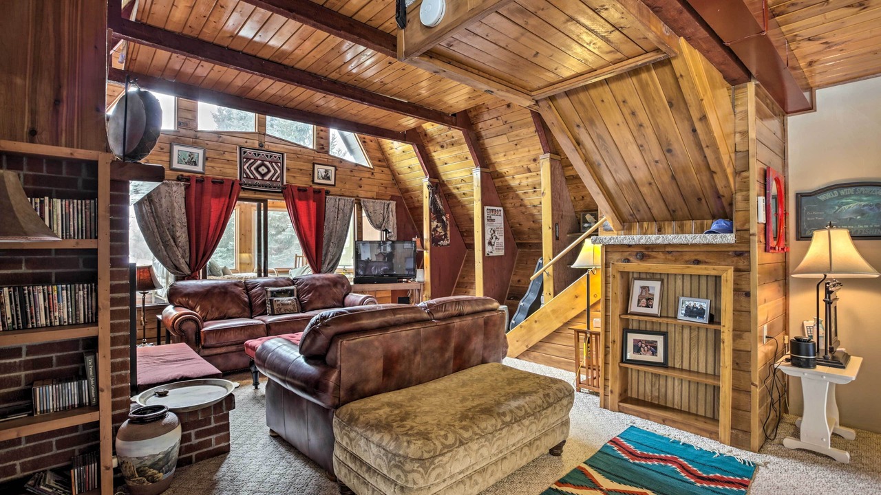 Photo of Livingroom in Sheridan