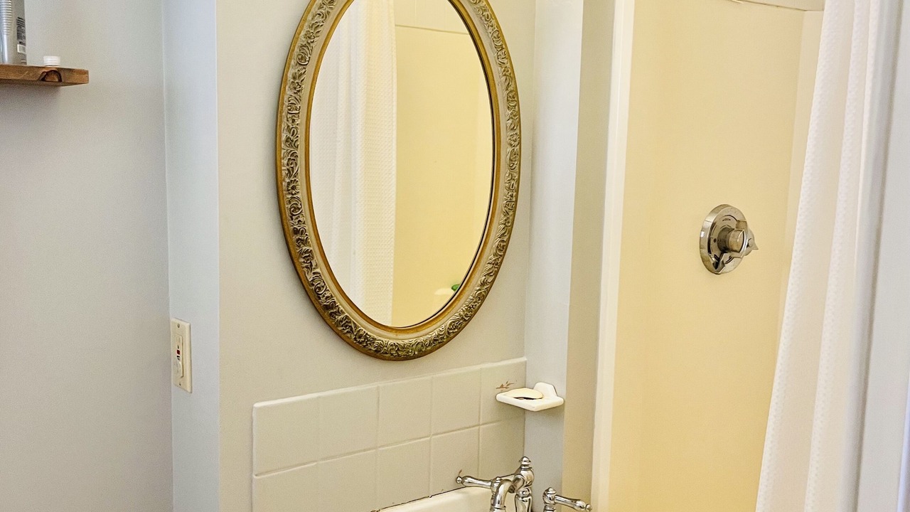 Photo of Bathroom in Sandwich