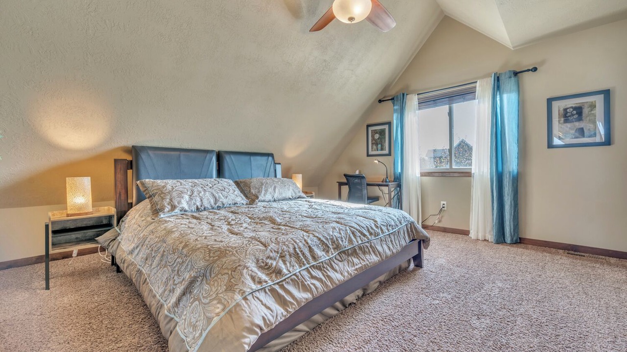 Photo of Bedroom in Arnolds Park