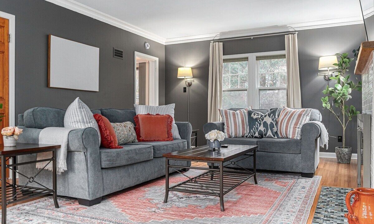Photo of Livingroom in Benson