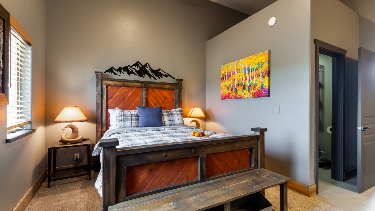 Photo of Bedroom in Island Park