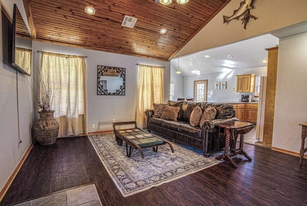 Photo of Livingroom in Checotah