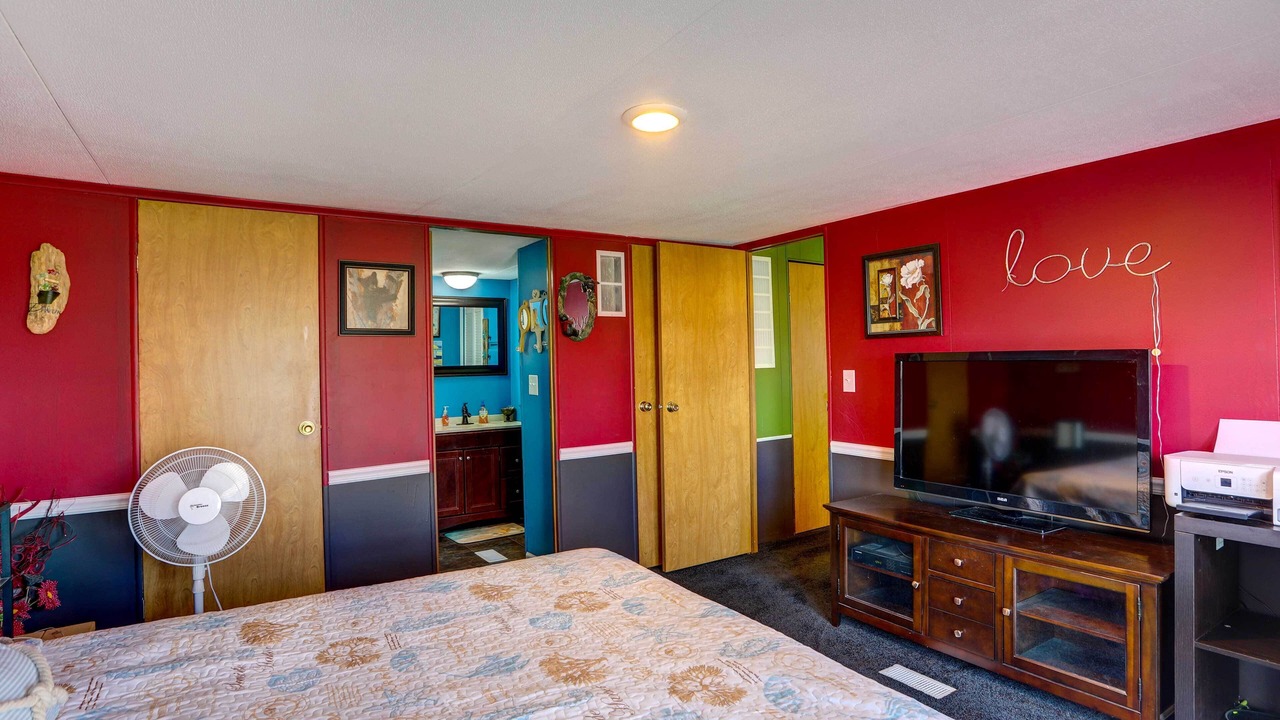 Photo of Bedroom in Port Clinton