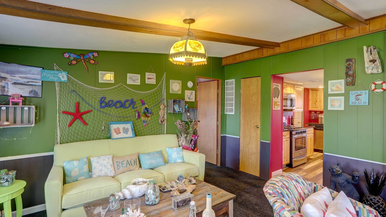 Photo of Livingroom in Port Clinton