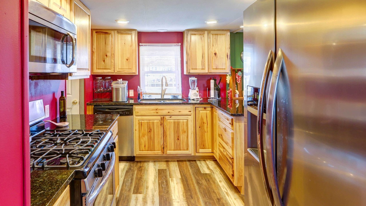 Photo of Kitchen in Port Clinton