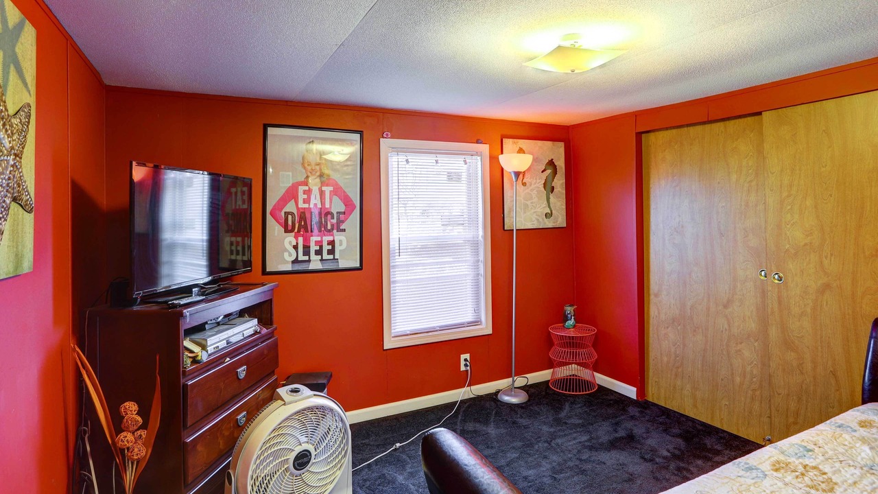 Photo of Bedroom in Port Clinton