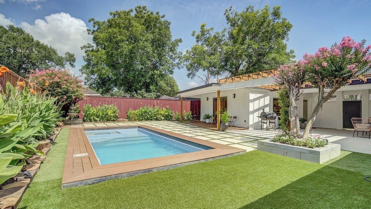 Photo of Outdoor in Clodine