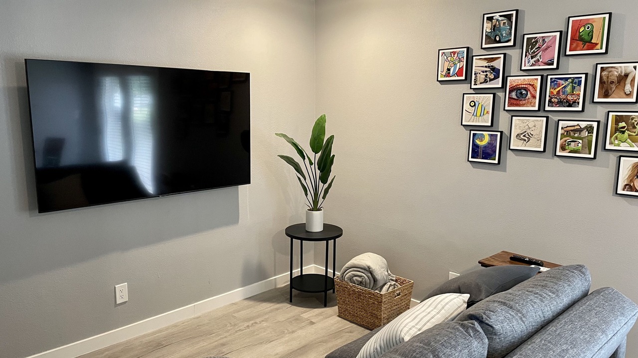 Photo of Livingroom in Brownsville