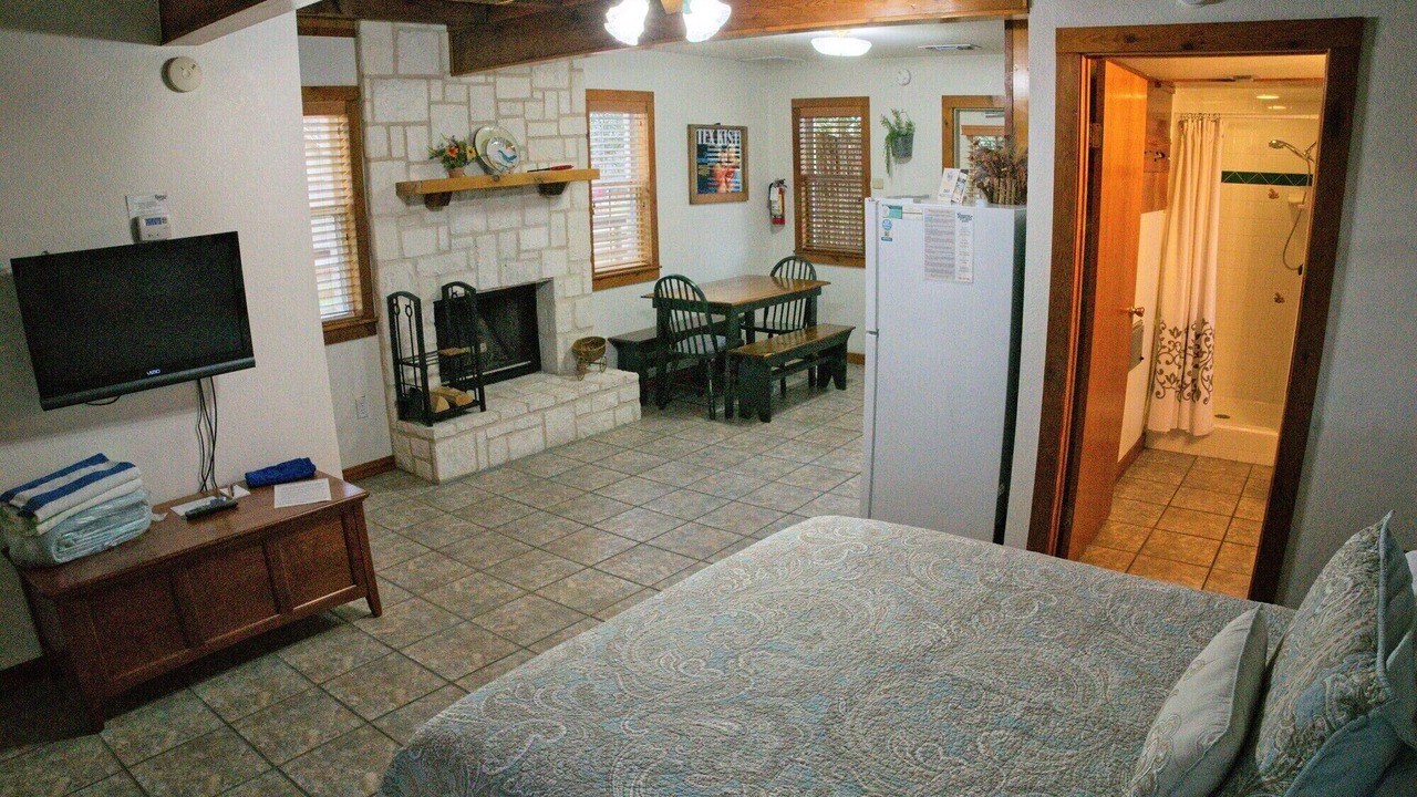 Photo of Others in Gruene