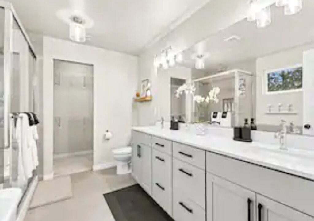 Photo of Bathroom in Everett