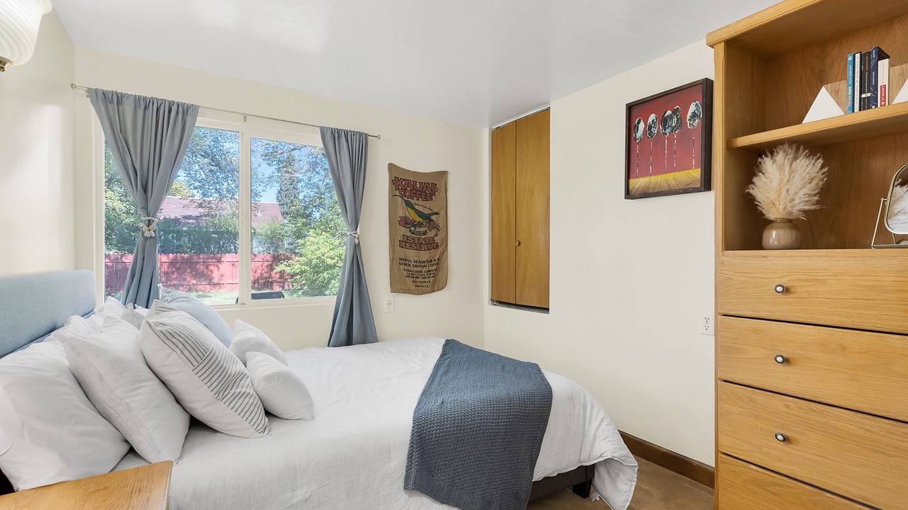 Photo of Bedroom in Rose Park