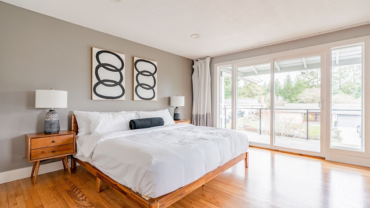 Photo of Bedroom in Northeast Bellevue