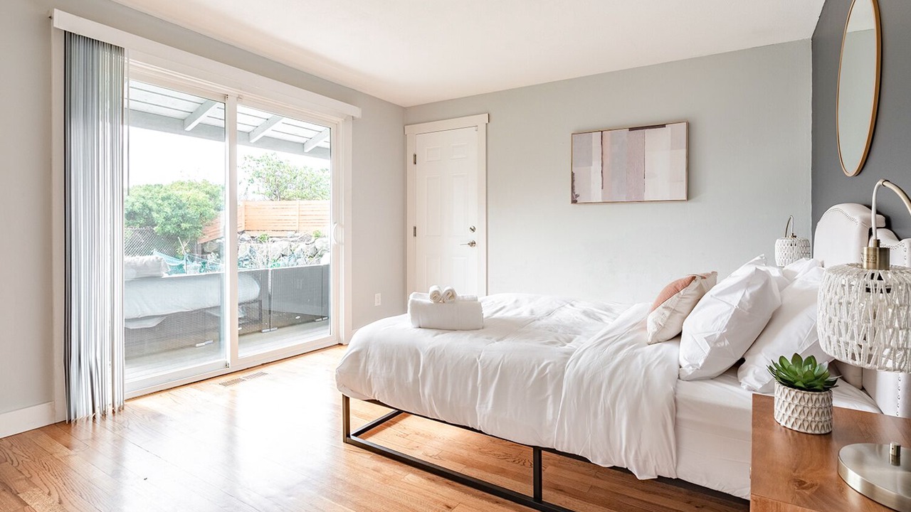Photo of Bedroom in Northeast Bellevue