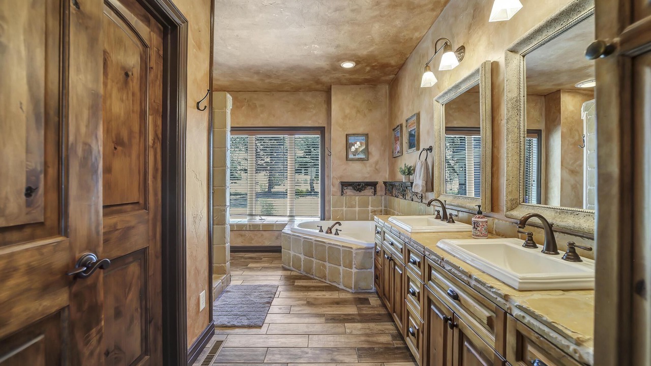 Photo of Bathroom in Filer