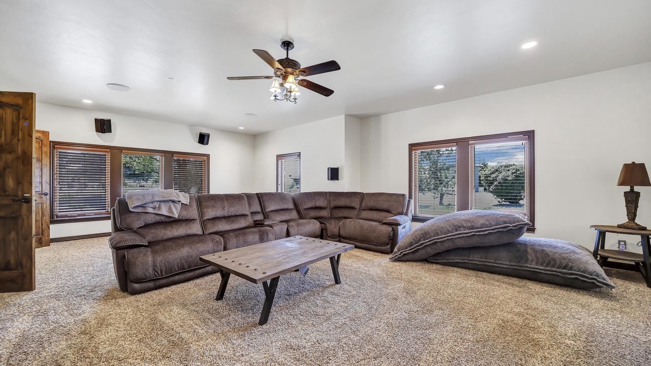 Photo of Livingroom in Filer