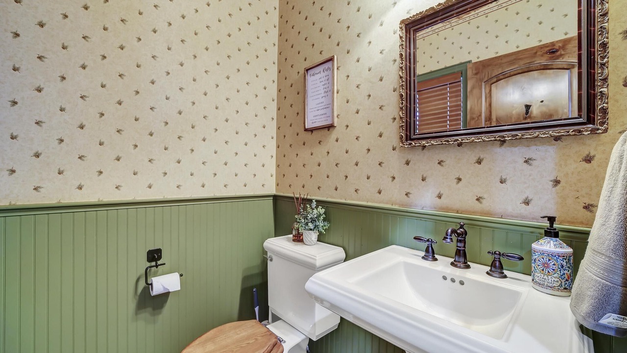 Photo of Bathroom in Filer