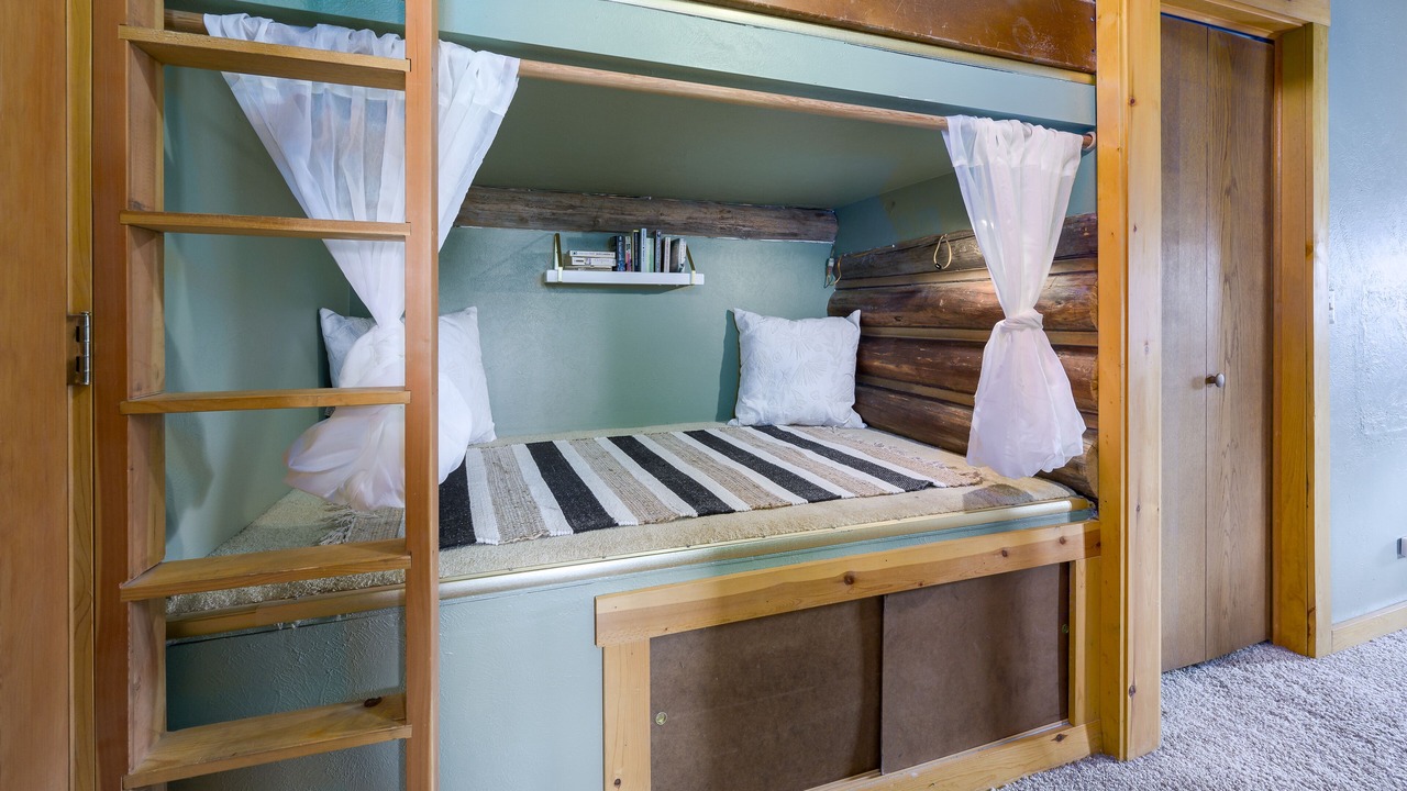 Photo of Bedroom in Southeast Boise