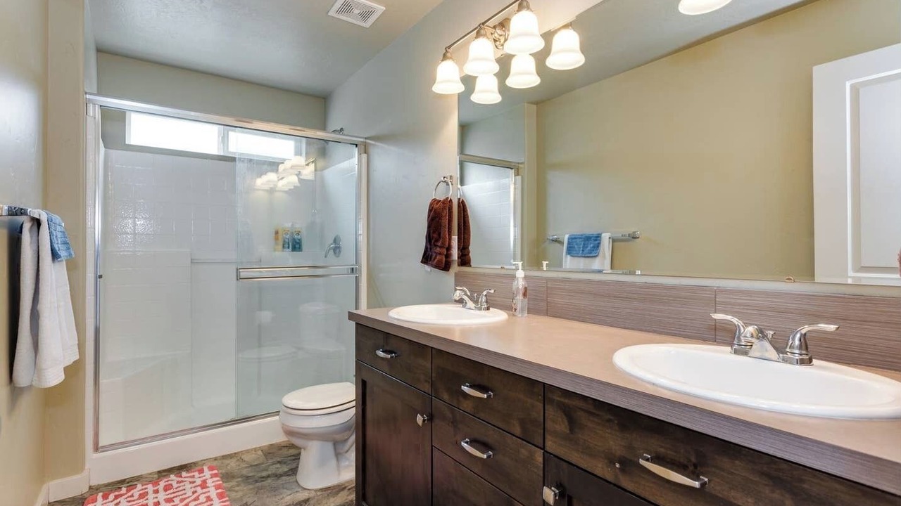 Photo of Bathroom in West Valley