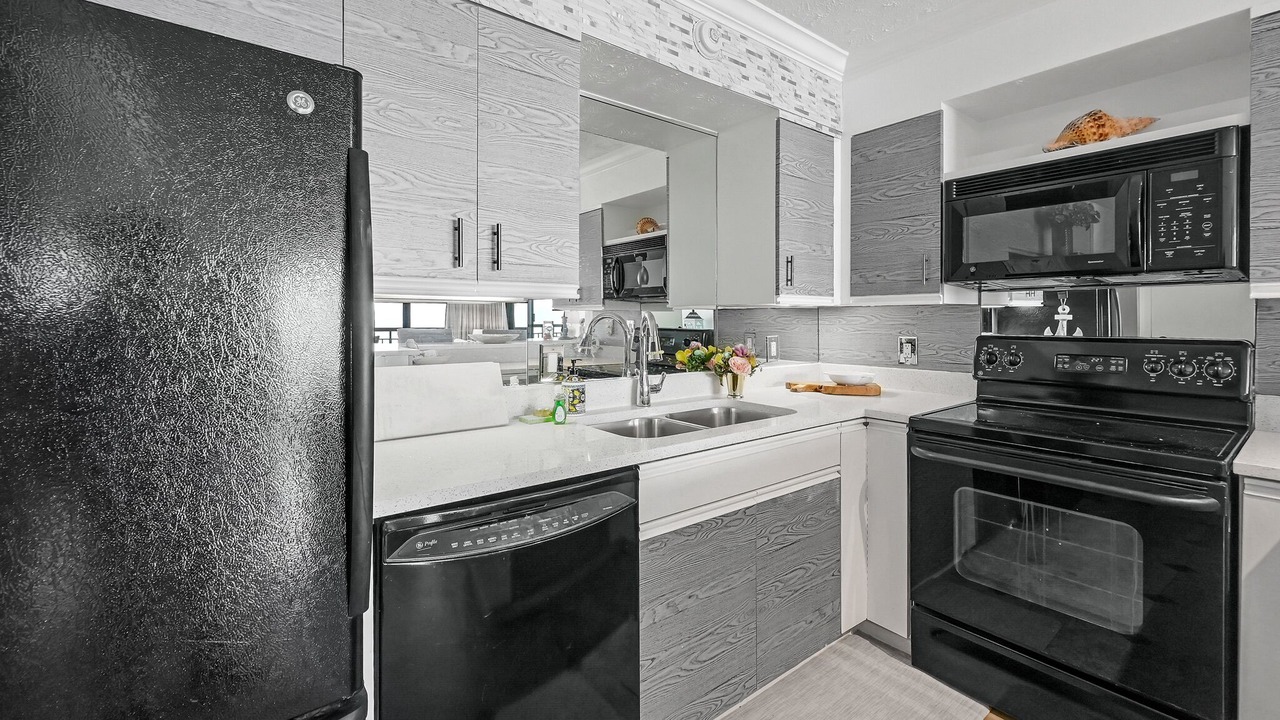 Photo of Kitchen in Galveston