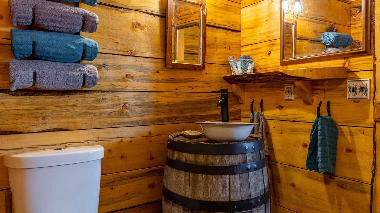 Photo of Bathroom in Wapiti