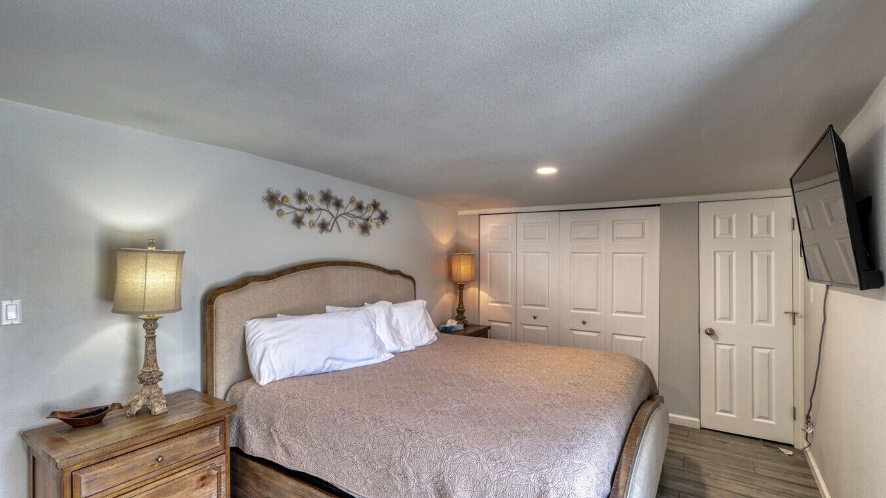 Photo of Bedroom in Whitewood