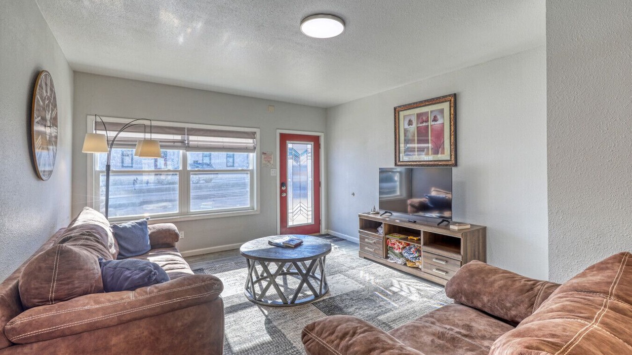 Photo of Livingroom in Whitewood