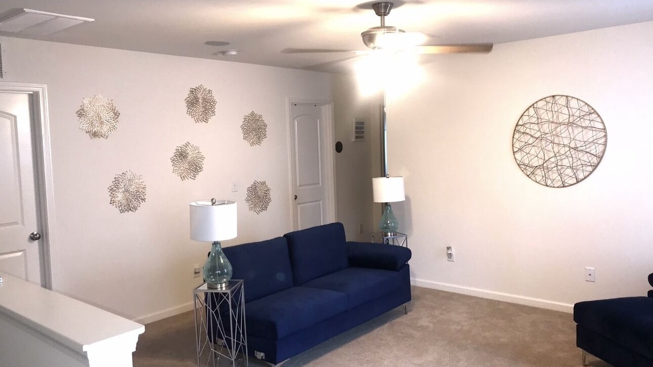 Photo of Livingroom in Midland