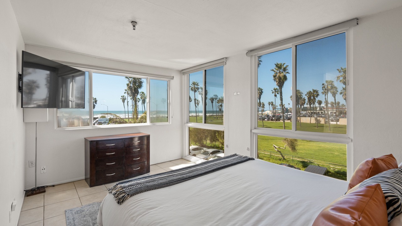 Photo of Bedroom in San Diego