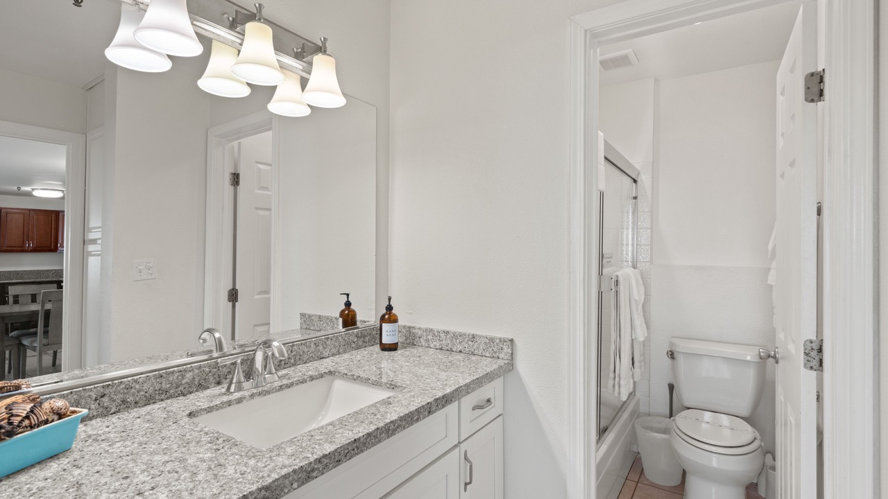 Photo of Bathroom in South Mission Beach