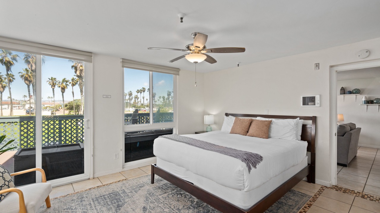 Photo of Bedroom in South Mission Beach