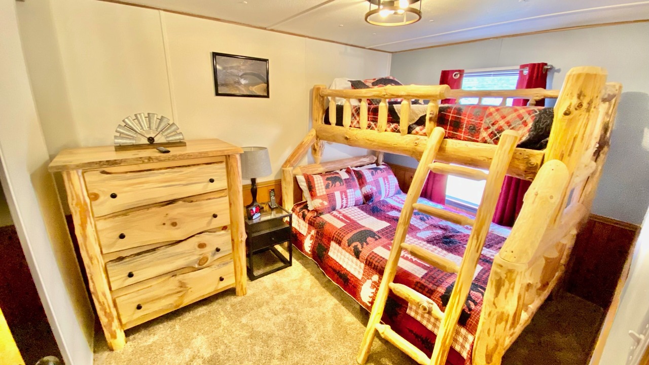 Photo of Bedroom in Logan