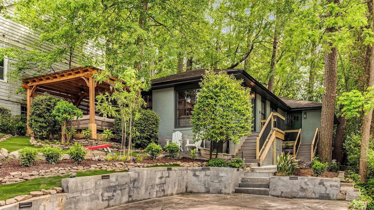 Photo of Outdoor in Piedmont Heights