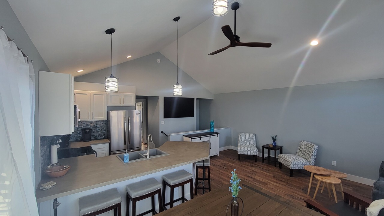Photo of Bedroom in River Road