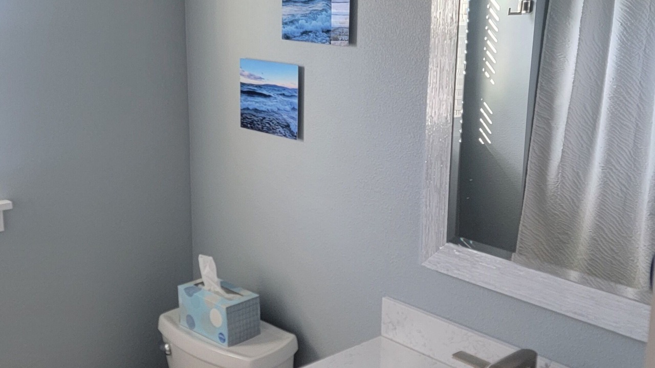 Photo of Bathroom in River Road