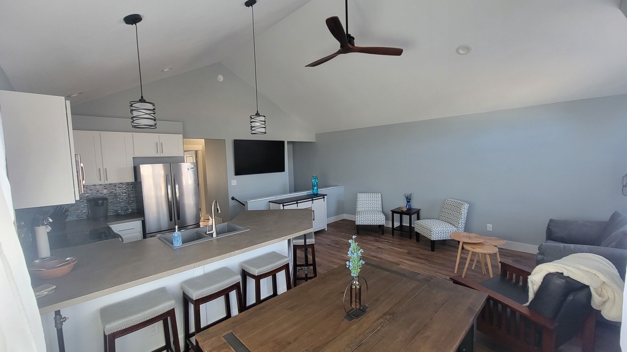Photo of Bedroom in River Road