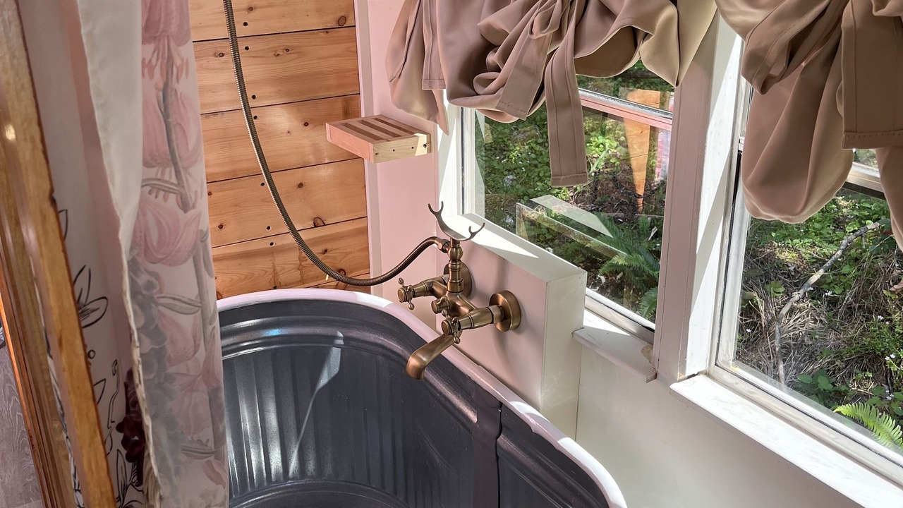 Photo of Bathroom in Rainier