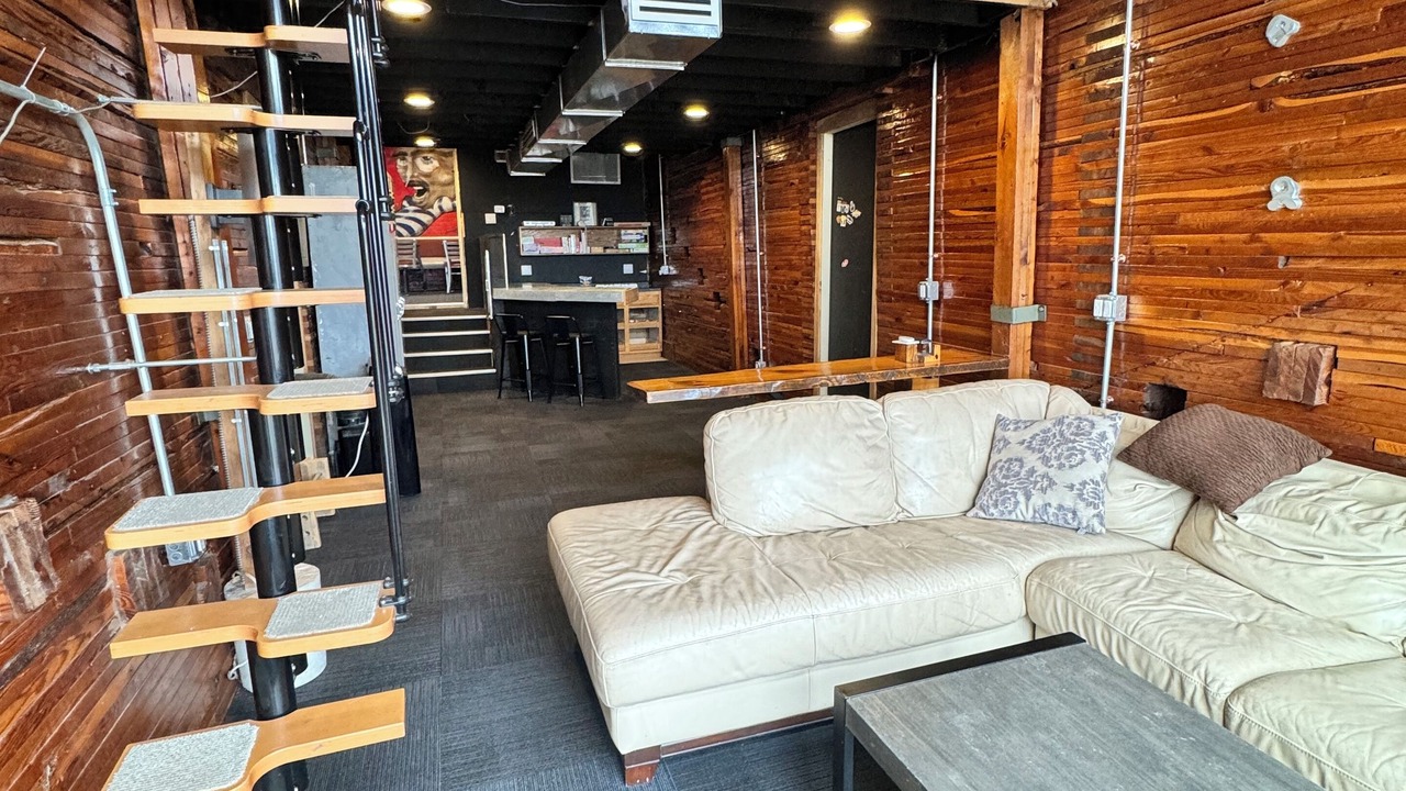 Photo of Livingroom in Baker