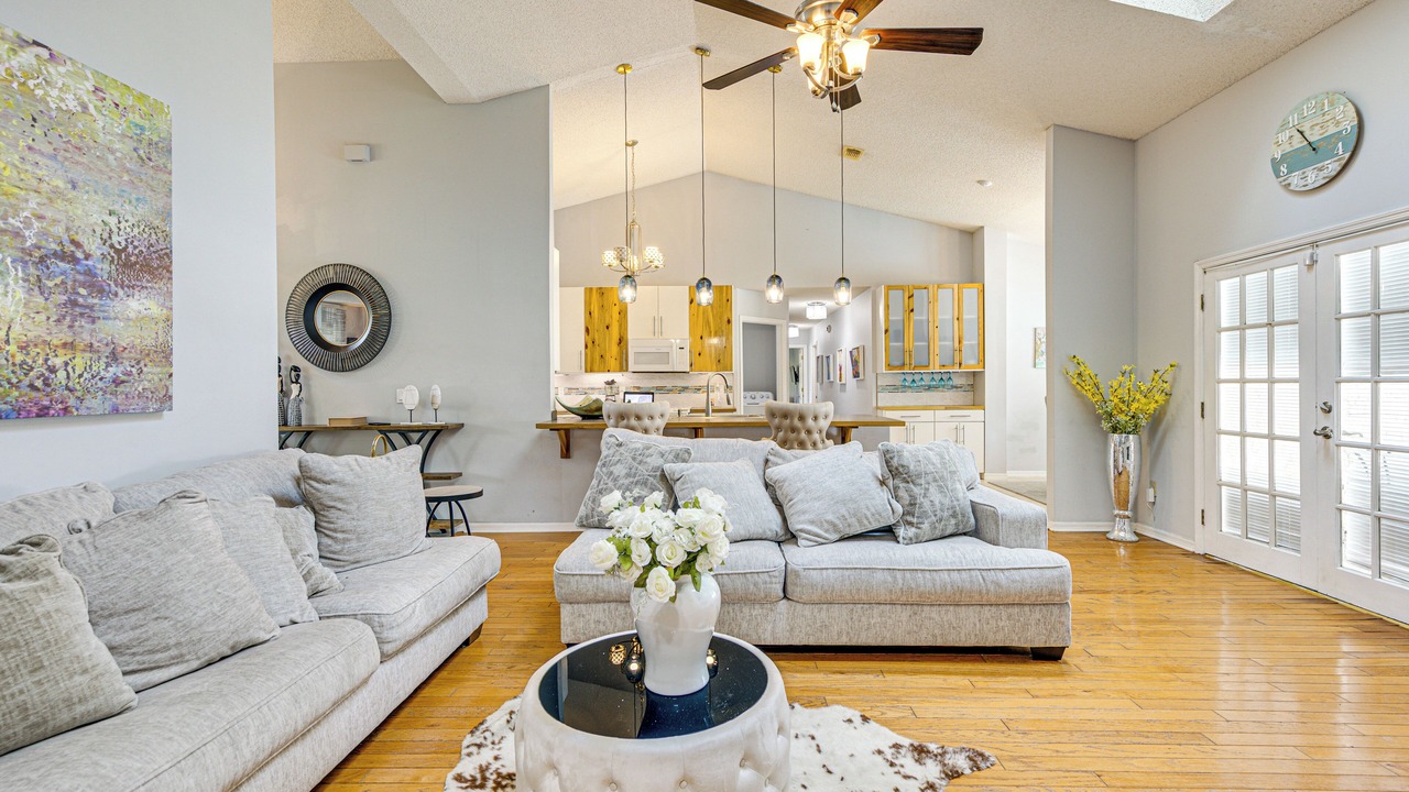 Photo of Livingroom in Conway