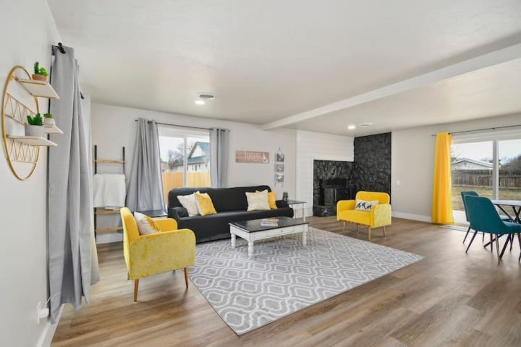 Photo of Livingroom in Caldwell