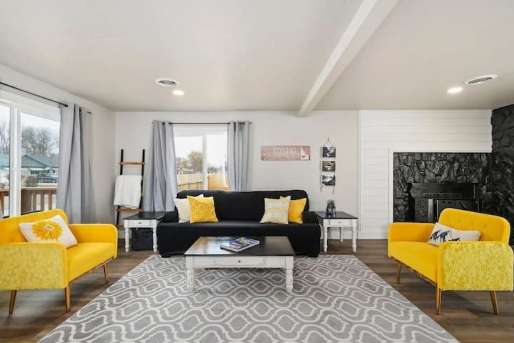 Photo of Livingroom in Caldwell