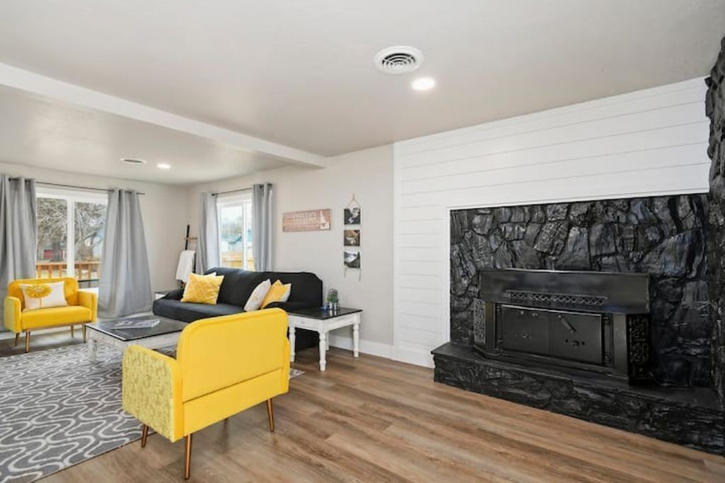 Photo of Livingroom in Caldwell