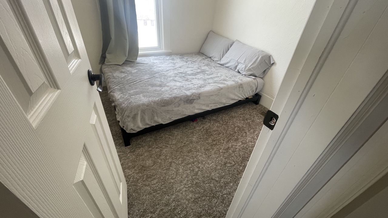 Photo of Bedroom in Saratoga