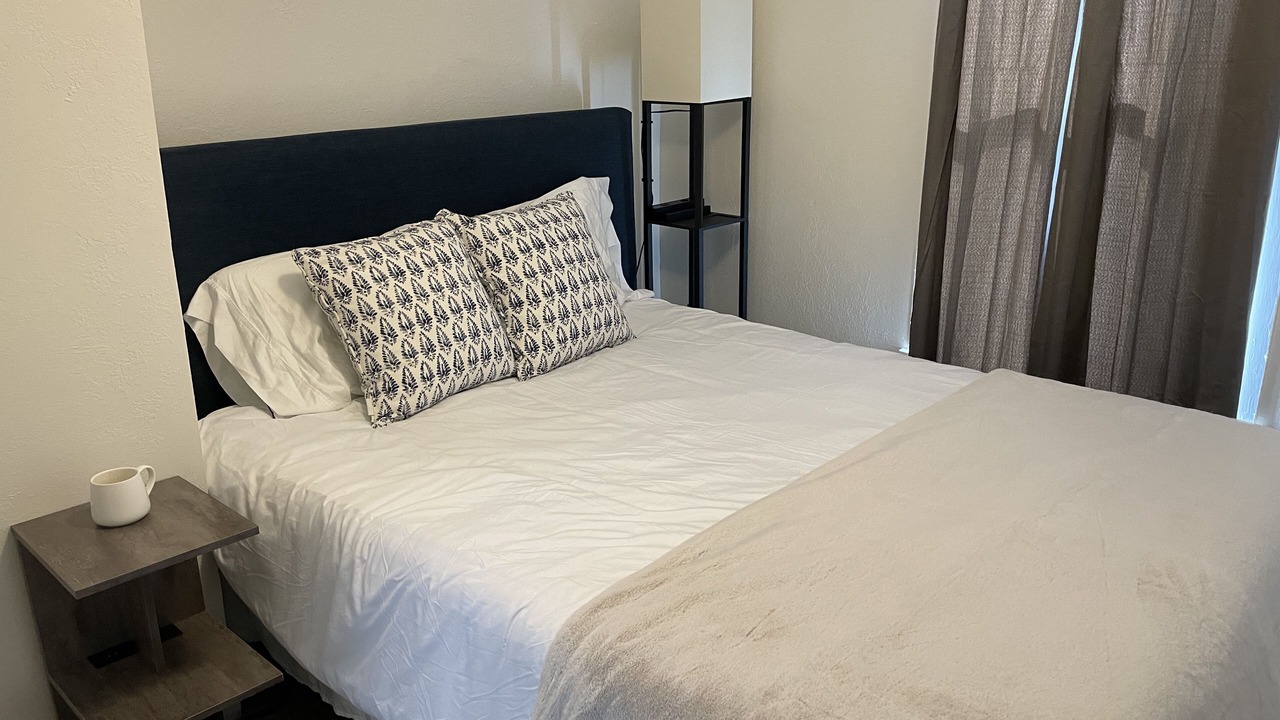 Photo of Bedroom in Saratoga